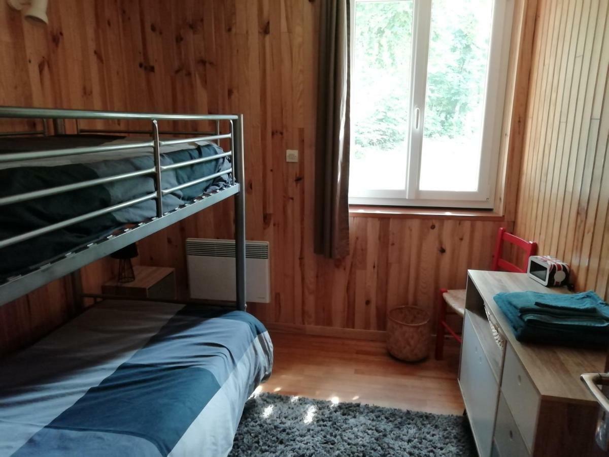 Ferienwohnung Le Grand Saule Aston Exterior foto