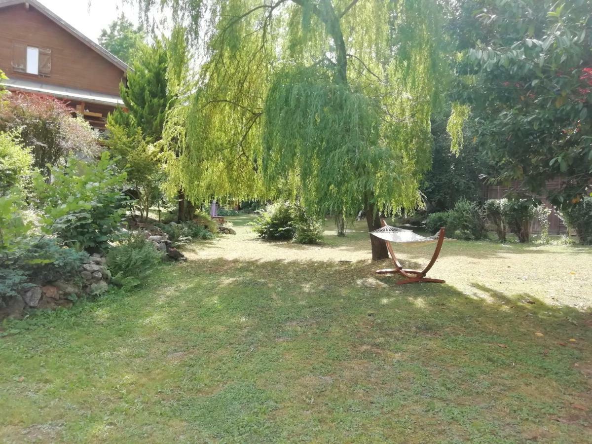 Ferienwohnung Le Grand Saule Aston Exterior foto